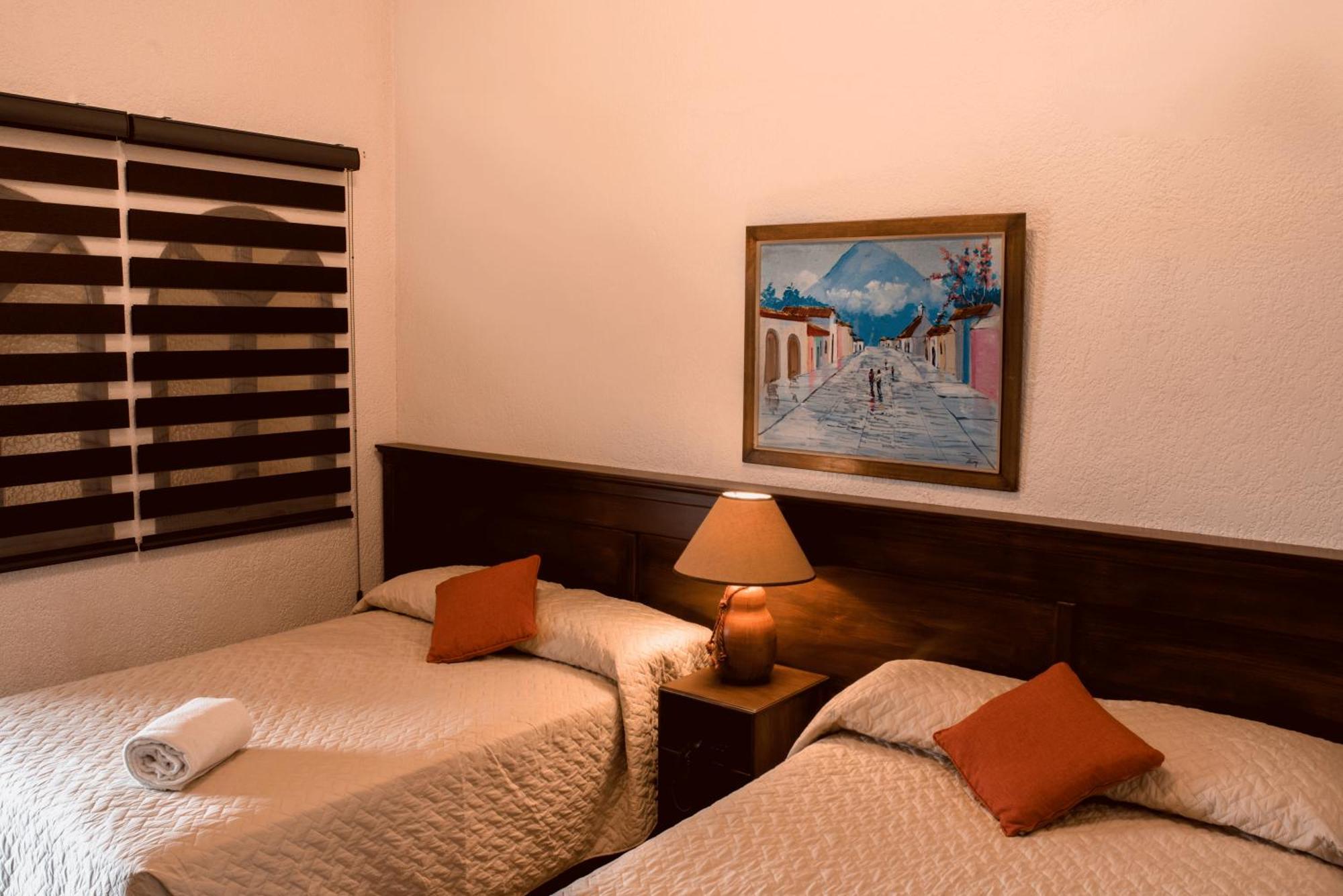 Hotel Villa Espanola Guatemala City Екстер'єр фото