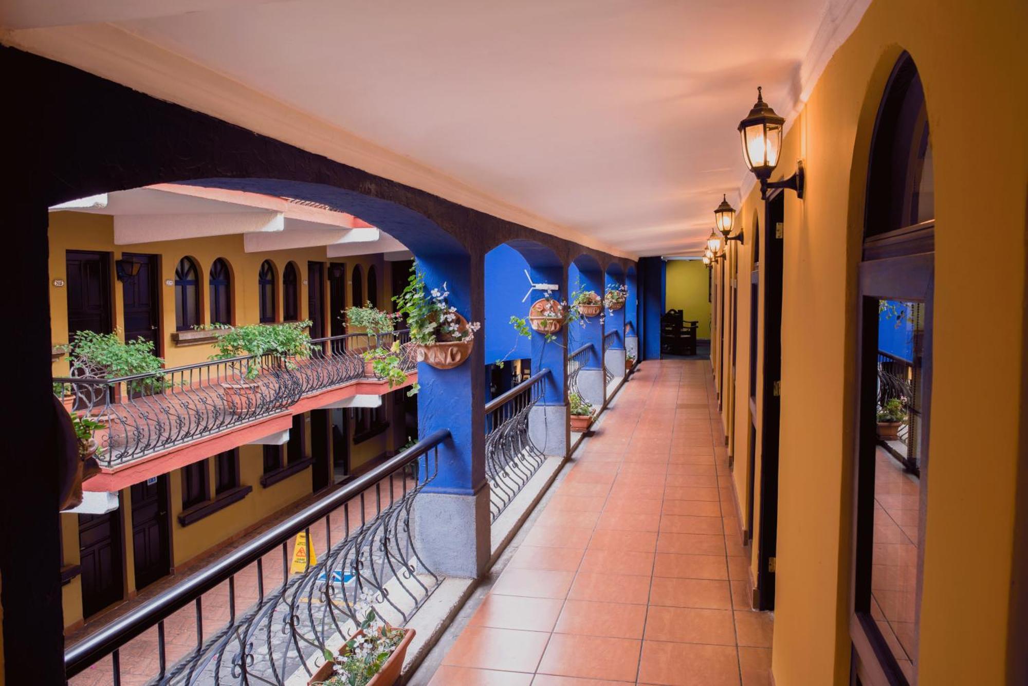 Hotel Villa Espanola Guatemala City Екстер'єр фото