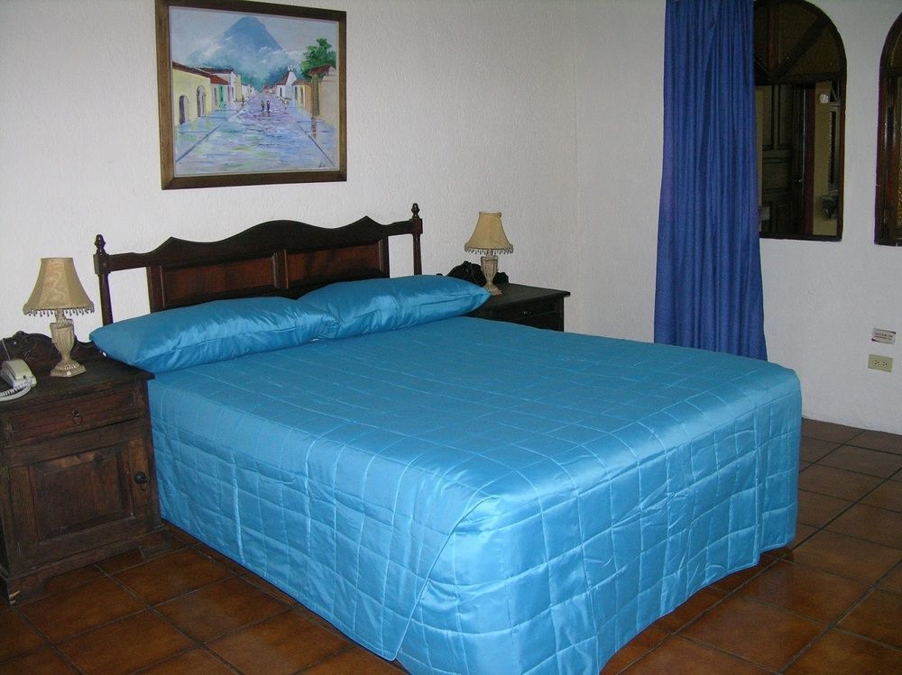 Hotel Villa Espanola Guatemala City Екстер'єр фото